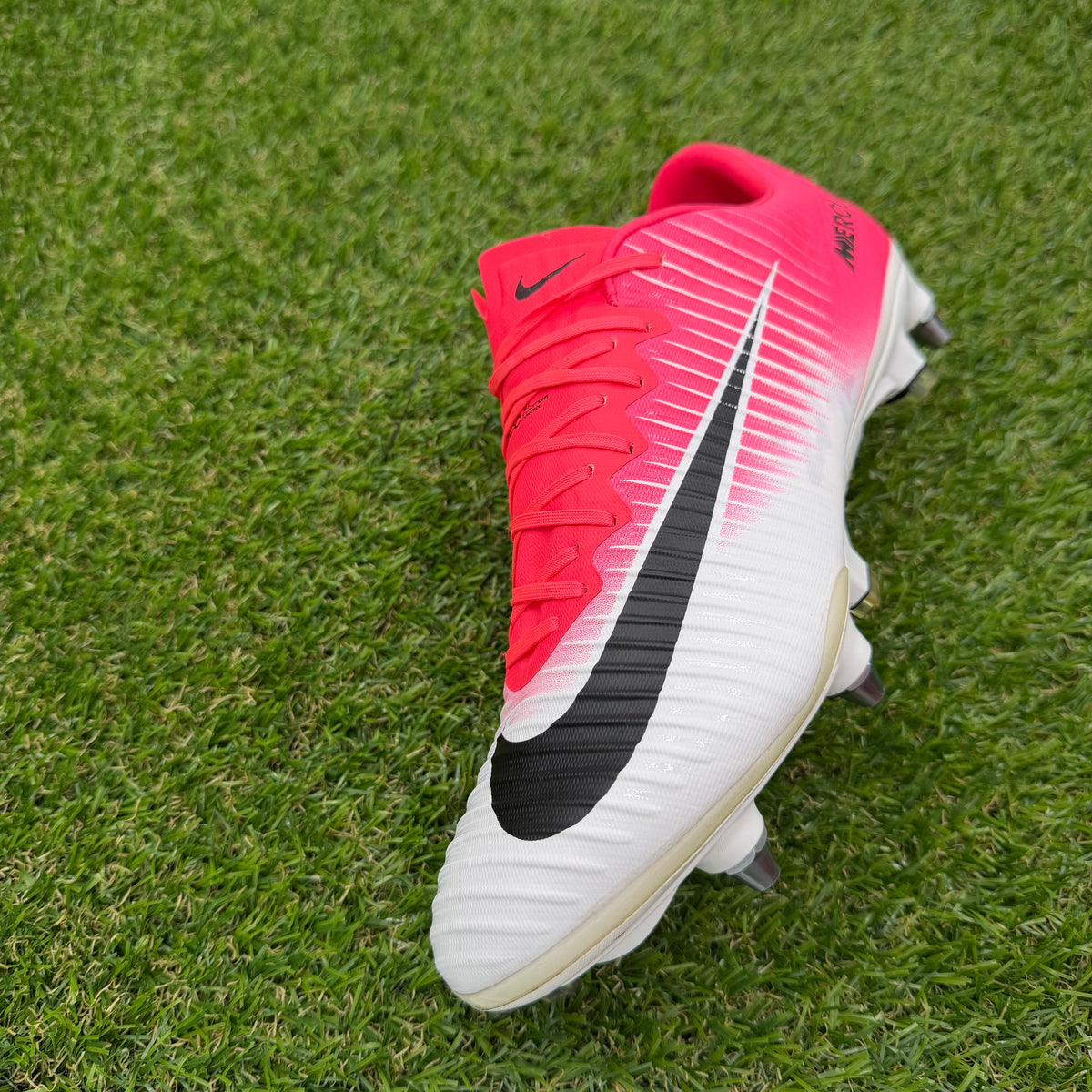 Nike Mercurial Vapor 11 SG Pink