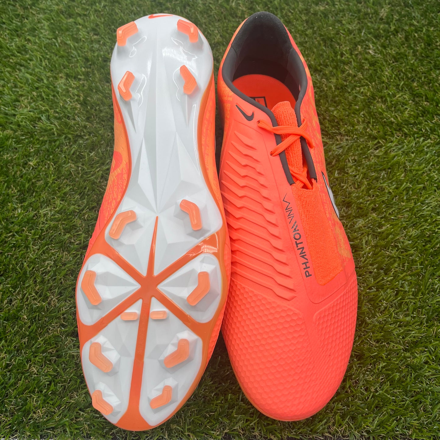 Nike Phantom Venom Elite FG