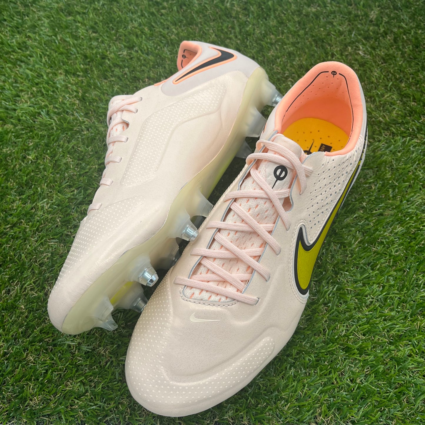 Nike Tiempo Legend 8 SG